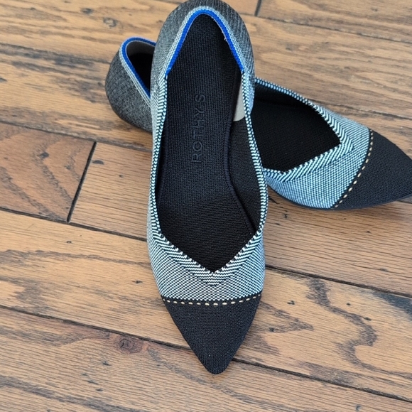 Rothy's Point In Gray - Picture 2 of 5